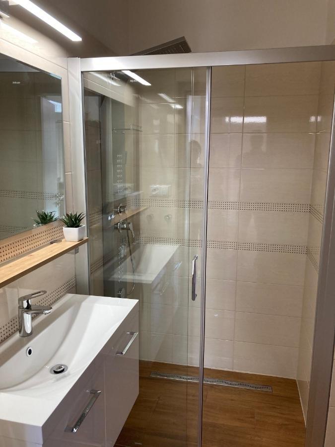 Apartmany Rubin Nesvady Exteriér fotografie