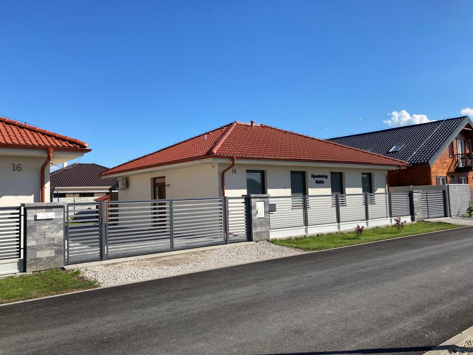 Apartmany Rubin Nesvady Exteriér fotografie